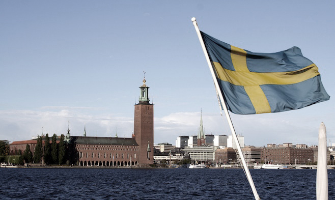 sweden first cashless country in world